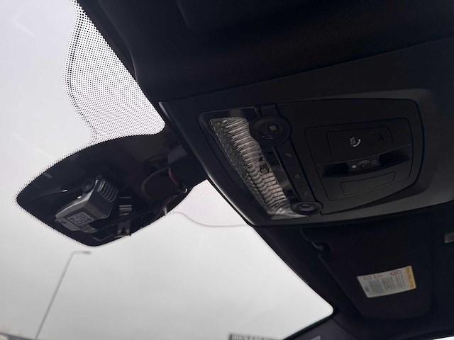 Bmw - 2011 - 5-serie - 550xi high - personenauto - afbeelding 23 van  26