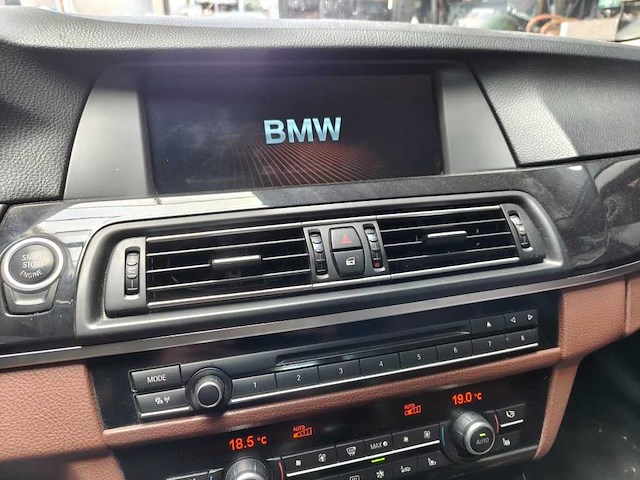 Bmw - 2011 - 5-serie touring - 528i high executive - 80-pvb-2 - afbeelding 10 van  29