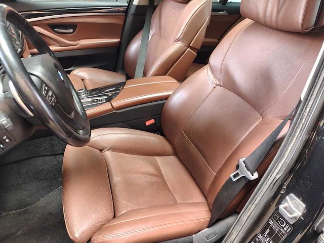 Bmw - 2011 - 5-serie touring - 528i high executive - 80-pvb-2 - afbeelding 15 van  29