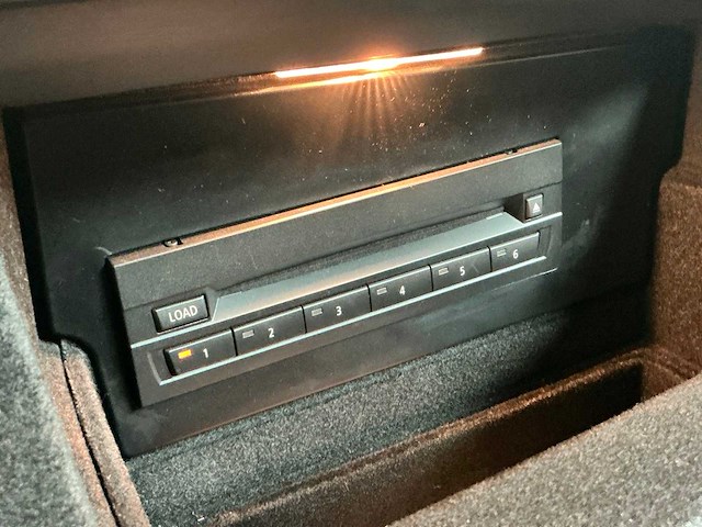 Bmw - 2011 - x5 - xdrive50i high exec. - personenauto - afbeelding 5 van  22