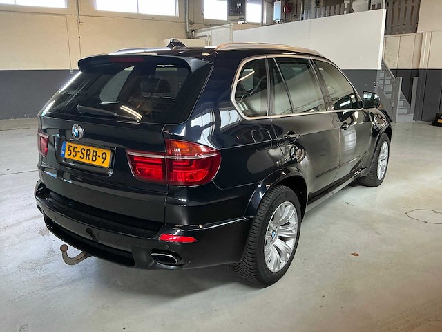 Bmw - 2011 - x5 - xdrive50i high exec. - personenauto - afbeelding 16 van  22