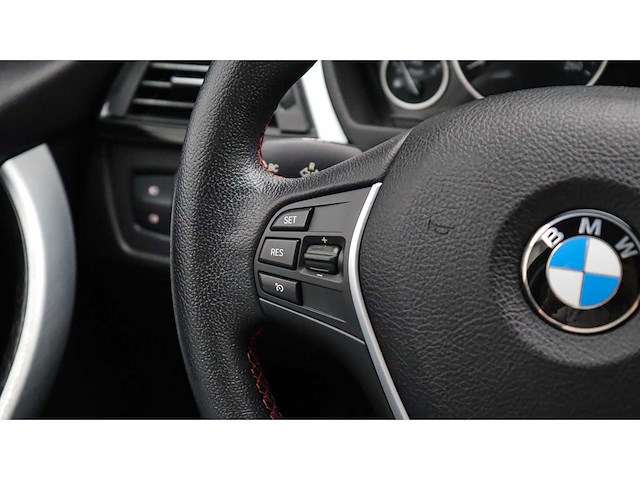 Bmw - 2012 - 3-serie - 320d ede high exec. - 55-xnx-4 - personenauto - afbeelding 4 van  24