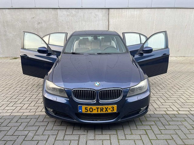 Bmw - 2012 - 3-serie - 320d eff.dyn. ed - 50-trx-3 - afbeelding 5 van  11