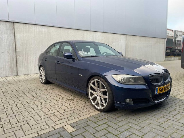 Bmw - 2012 - 3-serie - 320d eff.dyn. ed - 50-trx-3 - afbeelding 6 van  11