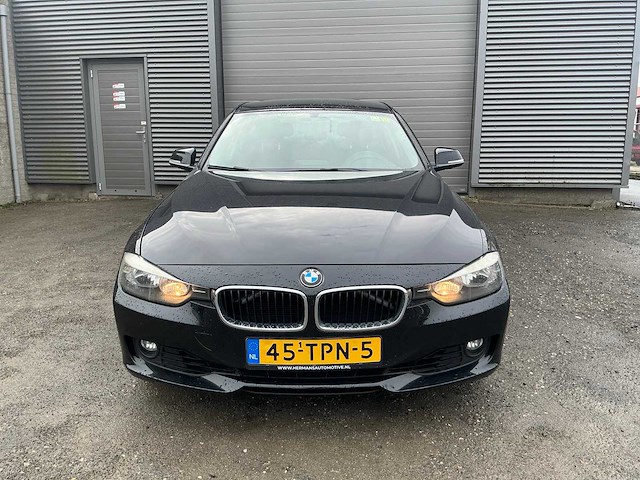 Bmw - 2012 - 3-serie - 320i high executive - personenauto (45-tpn-5) - afbeelding 8 van  19