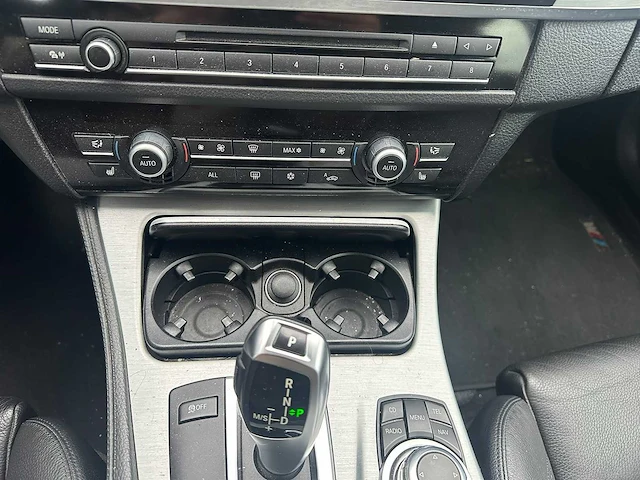 Bmw - 2012 - 5-serie touring - 550i high executive - automaat - personenauto - afbeelding 19 van  25
