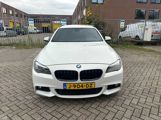 Bmw - 2012 - 5-serie touring - 550i high executive - automaat - personenauto - afbeelding 8 van  25