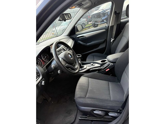 Bmw - 2013 - x1 - sdrive20i business - personenauto - afbeelding 7 van  24