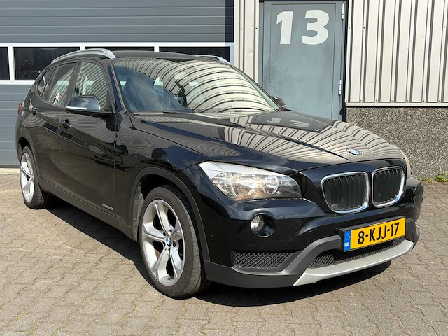 Bmw - 2013 - x1 - sdrive20i business - personenauto - afbeelding 18 van  24