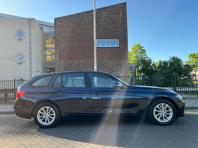 Bmw - 2014 - 3-serie touring - 316d business - personenauto - afbeelding 10 van  13