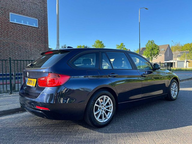 Bmw - 2014 - 3-serie touring - 316d business - personenauto - afbeelding 19 van  24