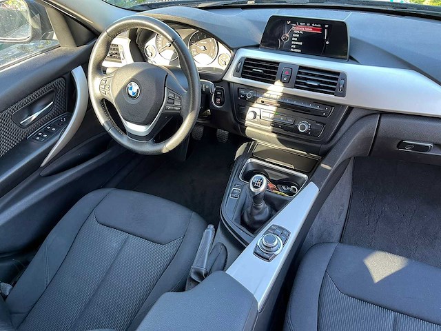 Bmw - 2014 - 3-serie touring - 316d business - personenauto - afbeelding 24 van  24