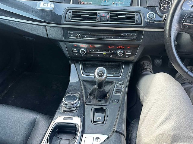 Bmw - 2014 - 520 - personenauto - afbeelding 7 van  22