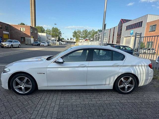 Bmw - 2014 - 520 - personenauto - afbeelding 12 van  22