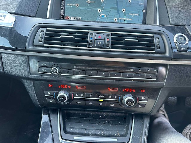 Bmw - 2014 - 520 - personenauto - afbeelding 10 van  22