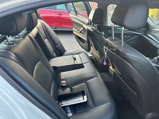Bmw - 2014 - 520 - personenauto - afbeelding 13 van  22