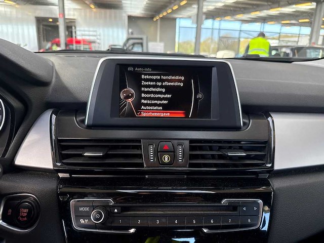 Bmw - 2015 - 2-serie active tourer - 218i essential - automaat - personenauto - afbeelding 1 van  8