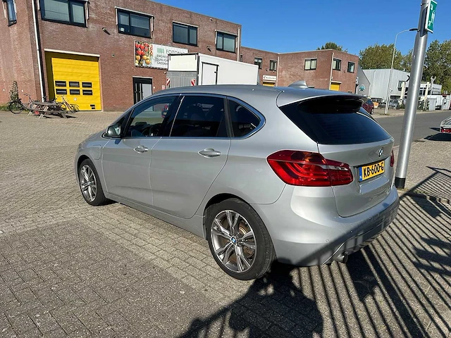 Bmw - 2015 - 2-serie active tourer - 225xe m sport - automaat - personenauto - afbeelding 2 van  26