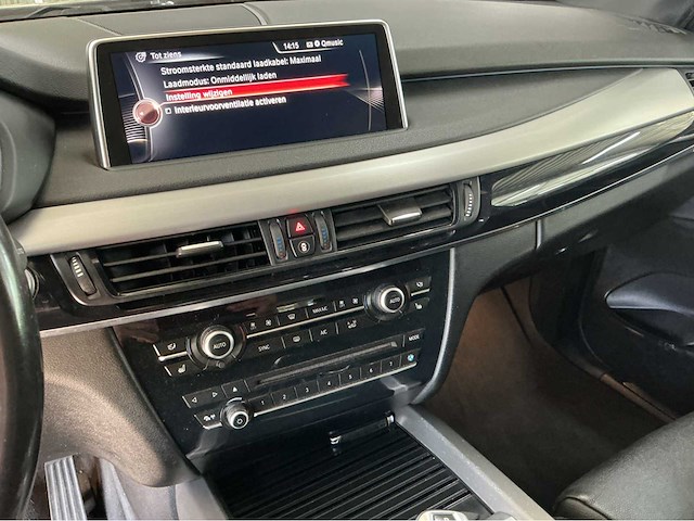 Bmw - 2015 - x5 - xdrive40e high exec. - marge auto - afbeelding 16 van  35