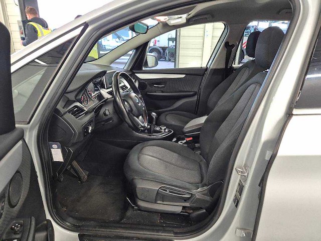 Bmw - 2016 - 2-serie gran tourer - 216i cent.exec. 7p. - personenauto - afbeelding 15 van  15