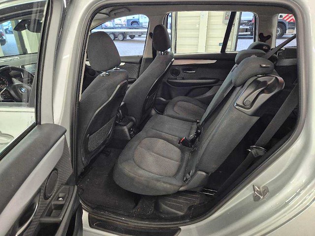 Bmw - 2016 - 2-serie gran tourer - 216i cent.exec. 7p. - personenauto - afbeelding 2 van  15
