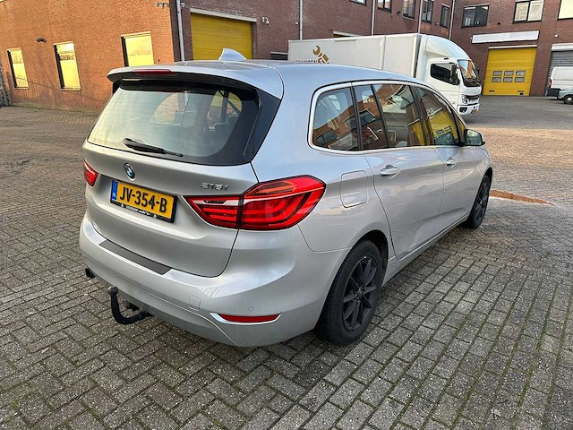 Bmw - 2016 - 2-serie gran tourer - 216i cent.exec. 7p. - personenauto - afbeelding 20 van  24