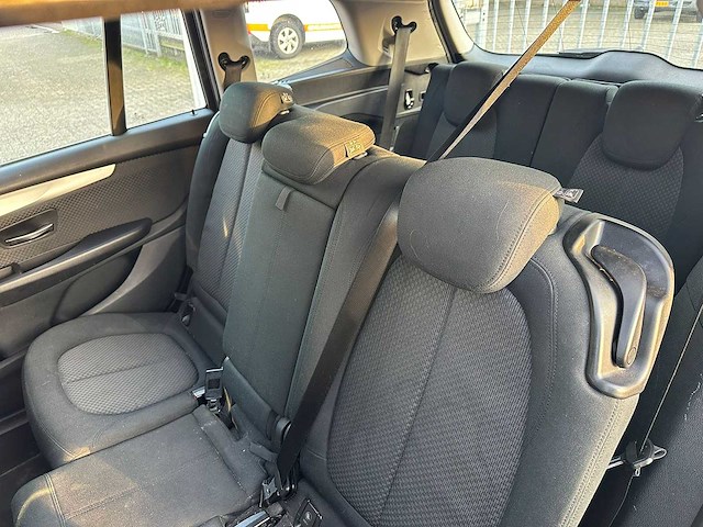 Bmw - 2016 - 2-serie gran tourer - 216i cent.exec. 7p. - personenauto - afbeelding 1 van  10