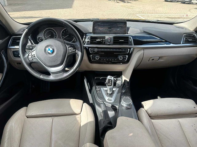 Bmw - 2016 - 3-serie - 330e cent.hi.ex. - automaat - personenauto - afbeelding 3 van  20