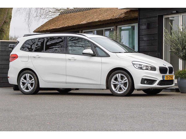 Bmw - 2017 - 2-serie gran tourer - 218i 7p. high exec. - td-271-r - afbeelding 2 van  62
