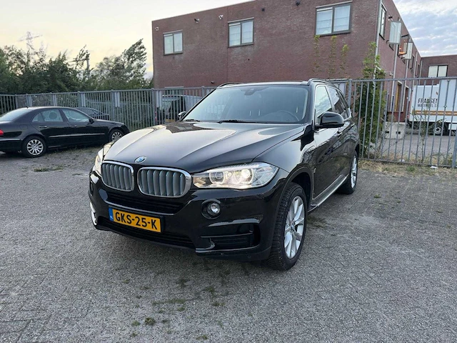 Bmw - 2017 - x5 - xdrive40e iperf. - automaat - personenauto - afbeelding 1 van  28