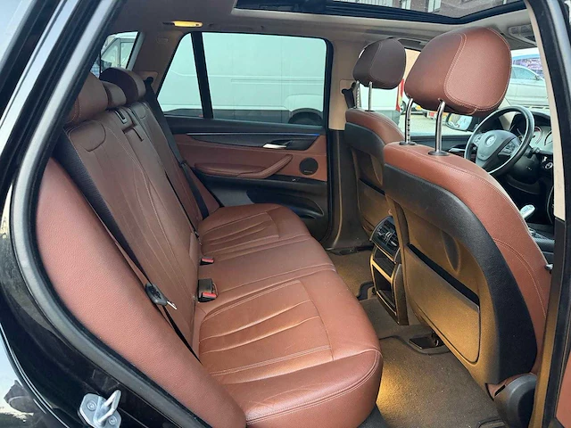 Bmw - 2017 - x5 - xdrive40e iperf. - automaat - personenauto - afbeelding 14 van  28