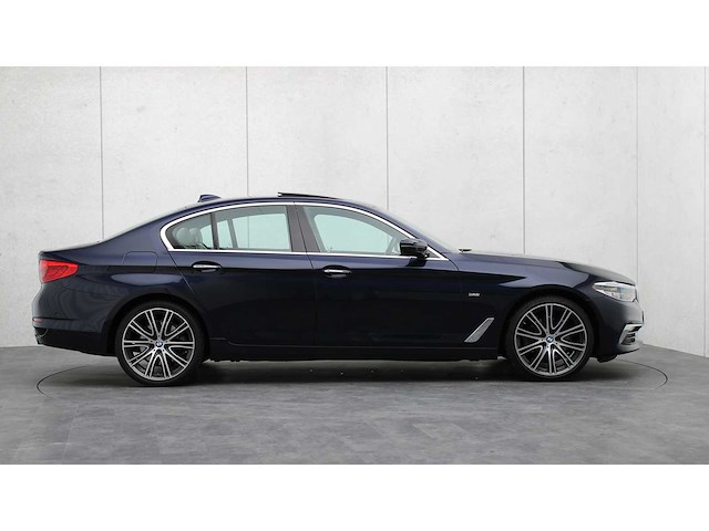 Bmw - 2018 - 5-serie - 520i high exe - sj-224-p - afbeelding 2 van  26