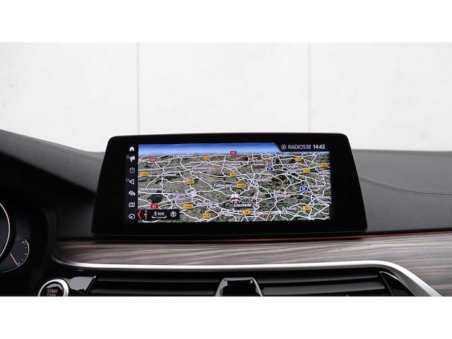 Bmw - 2018 - 5-serie - 520i high exe - sj-224-p - afbeelding 14 van  26