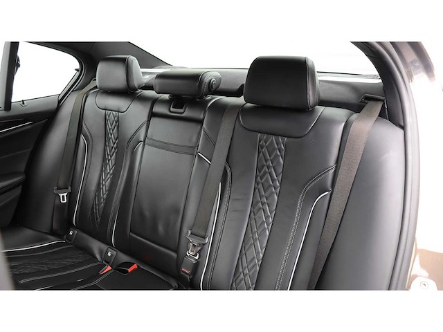 Bmw - 2018 - 5-serie - m550i xd hi exe - rs-260-r - afbeelding 4 van  26