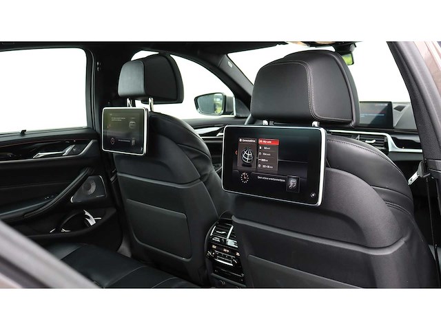 Bmw - 2018 - 5-serie - m550i xd hi exe - rs-260-r - afbeelding 11 van  32