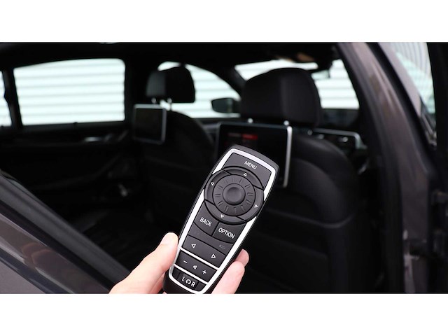 Bmw - 2018 - 5-serie - m550i xd hi exe - rs-260-r - afbeelding 13 van  32