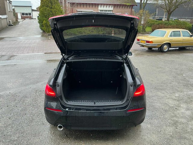 Bmw - 2019 - 1-serie - 116d business edition - personenauto - afbeelding 9 van  18
