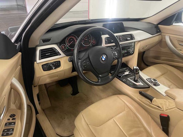 Bmw - 2019 - 3-serie gran turismo - 320d high exec. - automaat - personenauto - afbeelding 13 van  17