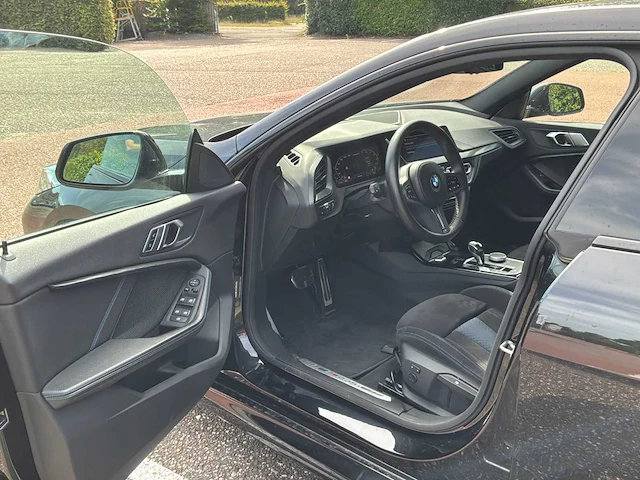 Bmw - 2021 - m235i x-drive - grandcoupe - personenauto - afbeelding 23 van  35