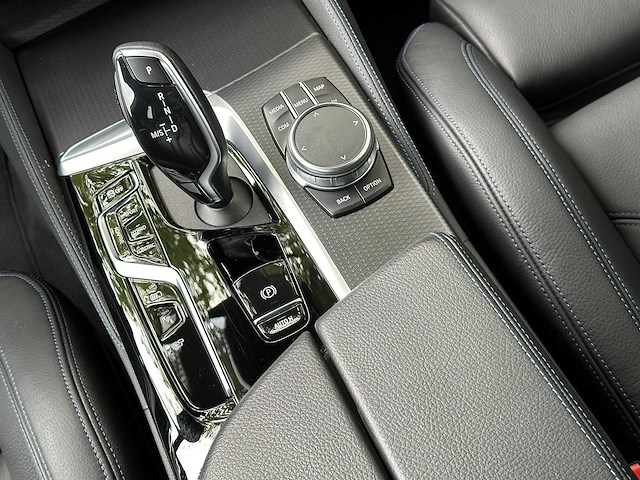 Bmw - 2022 - 5-serie - 545e xd bns edit.+ - s-813-kr - afbeelding 3 van  23