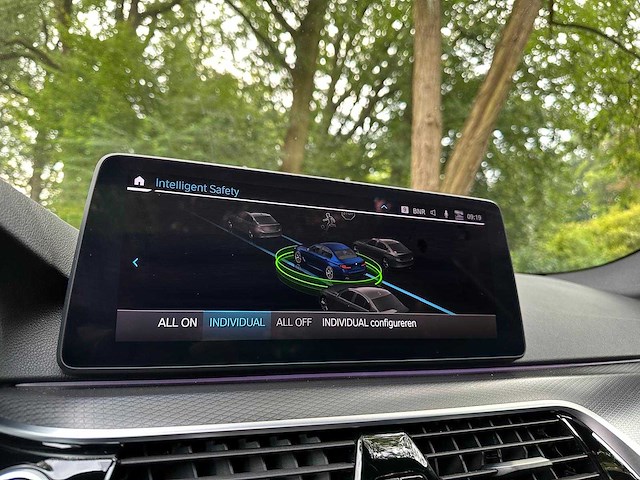 Bmw - 2022 - 5-serie - 545e xd bns edit.+ - s-813-kr - afbeelding 6 van  17