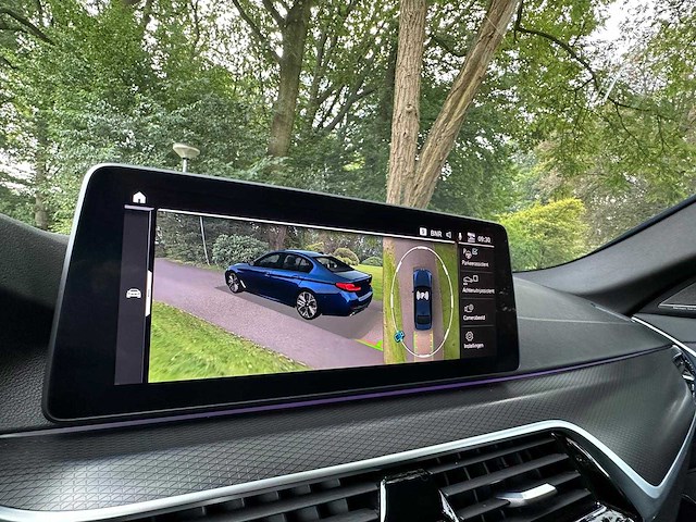 Bmw - 2022 - 5-serie - 545e xd bns edit.+ - s-813-kr - afbeelding 7 van  17