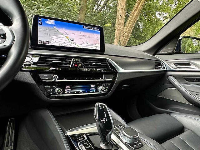 Bmw - 2022 - 5-serie - 545e xd bns edit.+ - s-813-kr - afbeelding 5 van  13