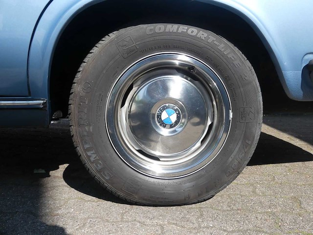 Bmw - 2800 - e3 - oldtimer - afbeelding 2 van  30