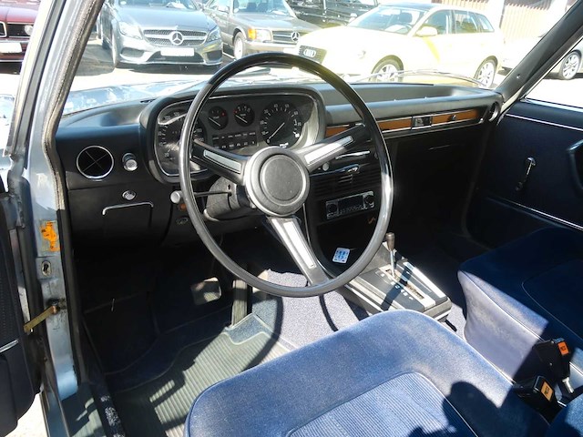 Bmw - 2800 - e3 - oldtimer - afbeelding 11 van  30