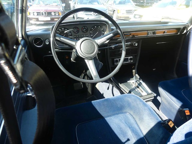 Bmw - 2800 - e3 - oldtimer - afbeelding 18 van  30