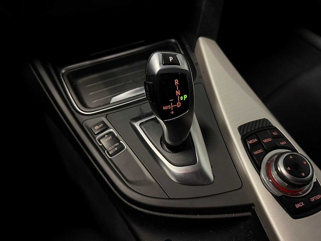 Bmw - 3-serie - 316i executive - 5-ttk-43 - 2014 iaw - afbeelding 20 van  22
