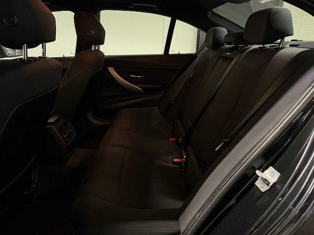 Bmw - 3-serie - 316i executive 2014 6-xhx-61 iaw - afbeelding 13 van  23