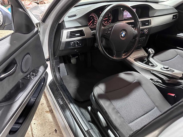 Bmw - 3-serie - 318i business line - 02-gjf-7- 2008 - afbeelding 4 van  4