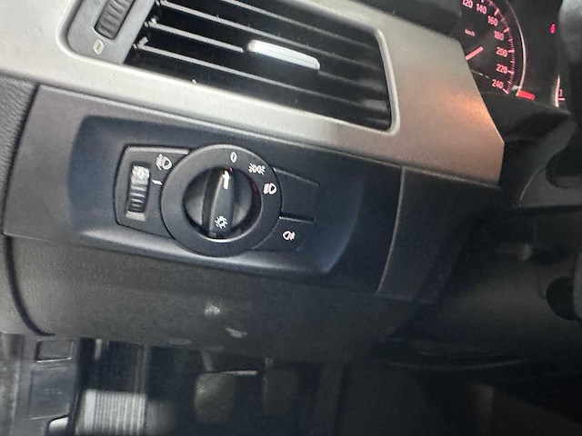 Bmw - 3-serie - 318i business line - 02-gjf-7- 2008 - afbeelding 3 van  19